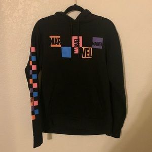 marvel black fleece hoodie size small (fits more like a loose medium)